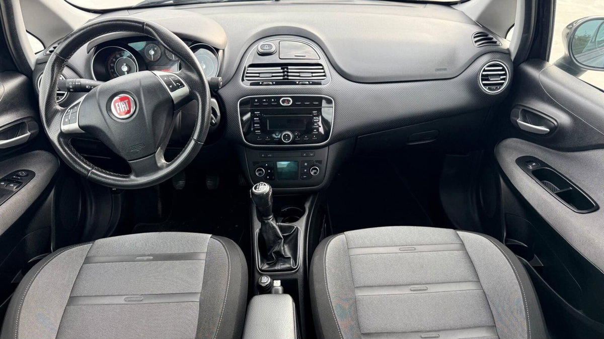 Fiat Punto 1.3 MJT II S&S 85 CV 5 porte ECO Lounge (12)