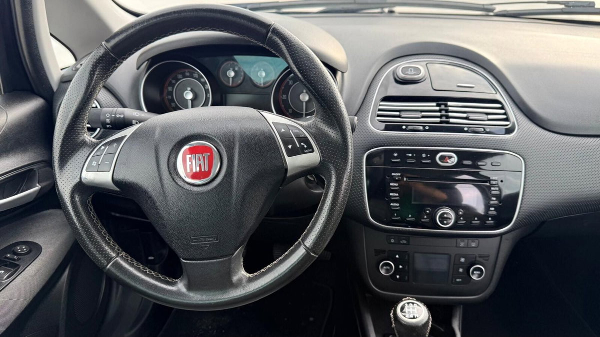 Fiat Punto 1.3 MJT II S&S 85 CV 5 porte ECO Lounge (14)