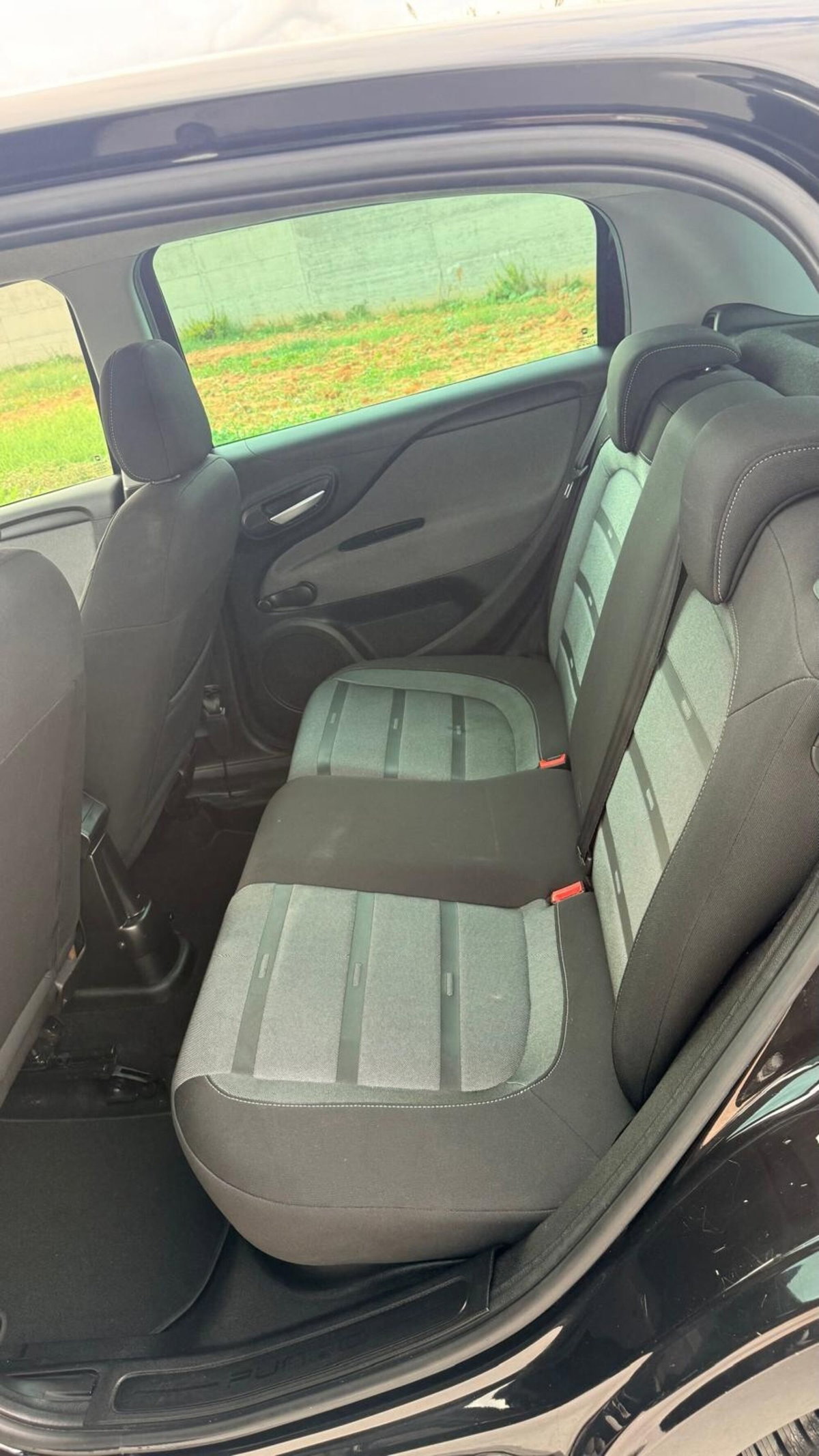 Fiat Punto 1.3 MJT II S&S 85 CV 5 porte ECO Lounge (16)