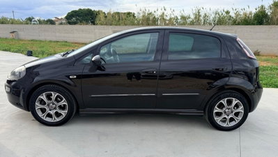 Fiat Punto 1.3 MJT II S&S 85 CV 5 porte ECO Lounge (7)