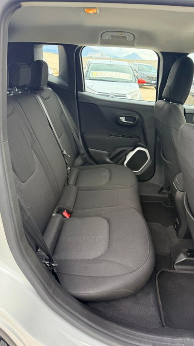 Jeep Renegade 1.6 Mjt 120 CV Longitude (19)