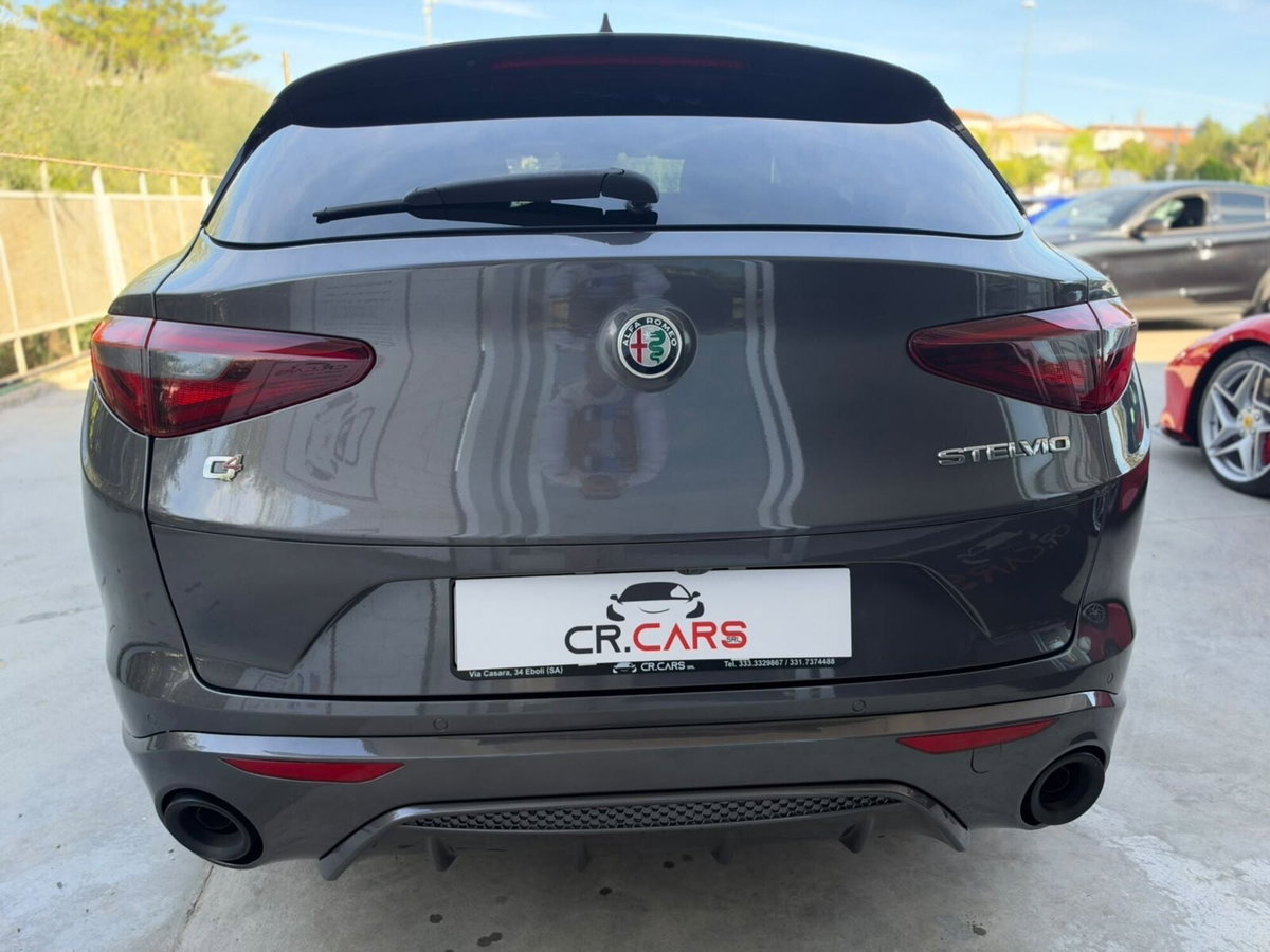 Alfa Romeo Stelvio Stelvio 2.2 Turbodiesel 210 CV AT8 Q4 Veloce (6)
