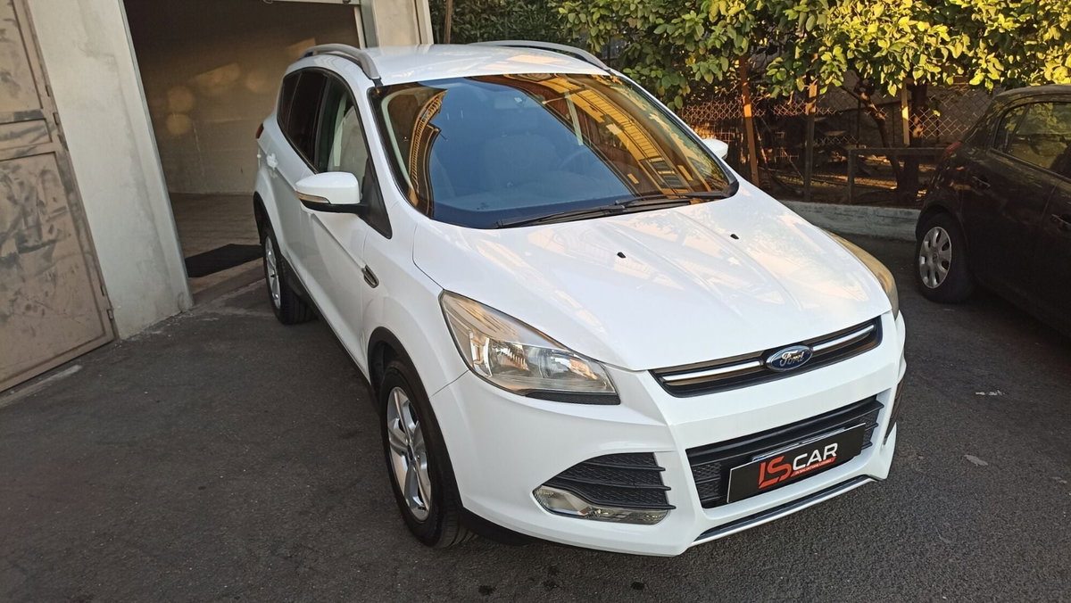 Ford Kuga 2.0 TDCI 140 CV 4WD Titanium