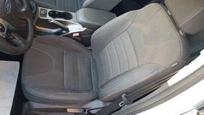 Ford Kuga 2.0 TDCI 140 CV 4WD Titanium (11)