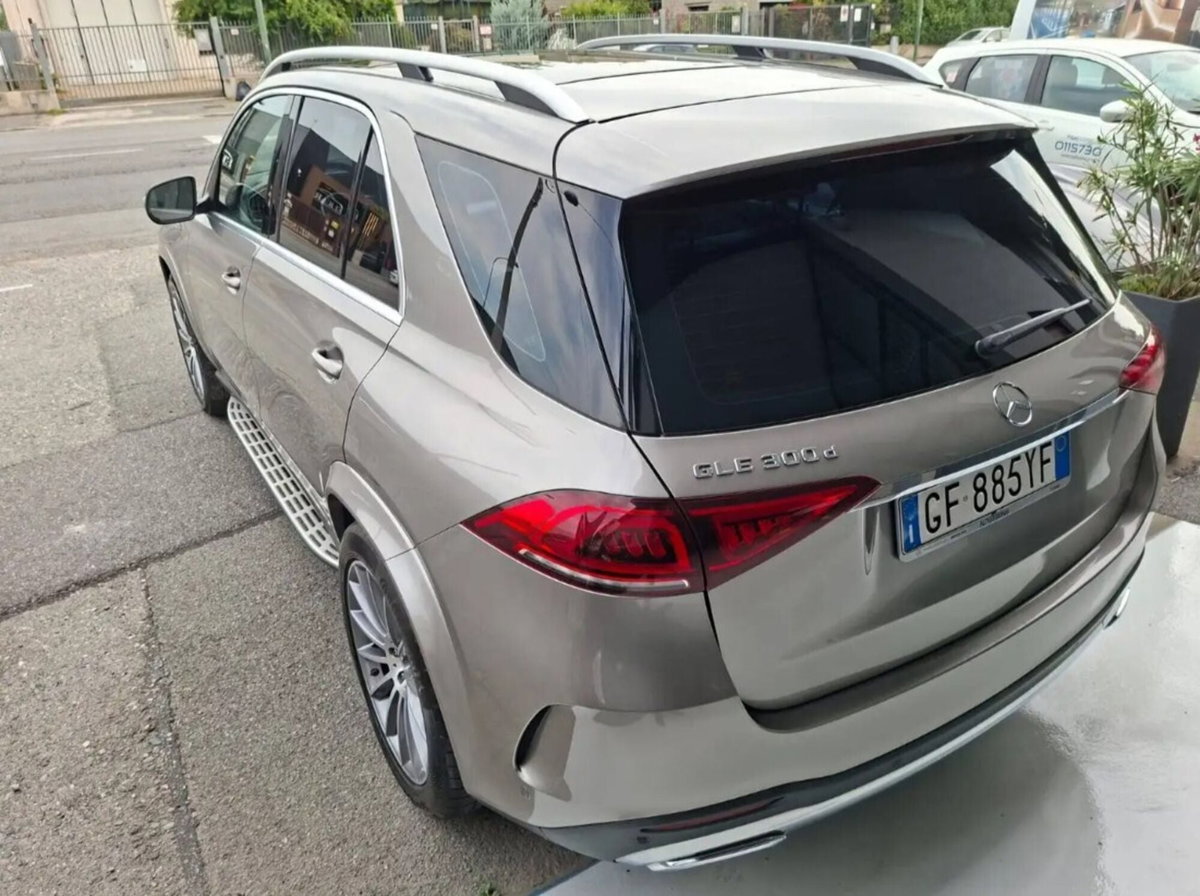 Mercedes-Benz GLE SUV 300 d 4Matic Premium Plus (9)