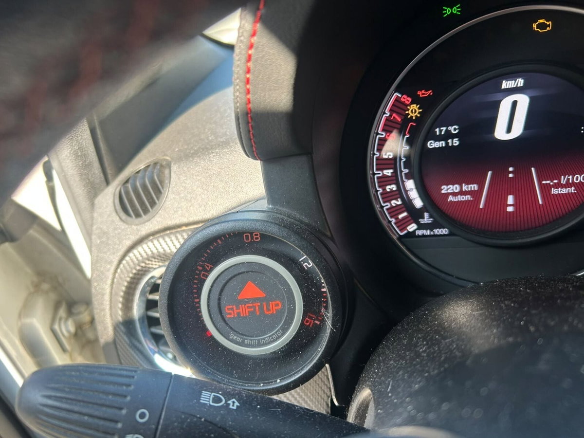Abarth 500 1.4 Turbo T-Jet (17)