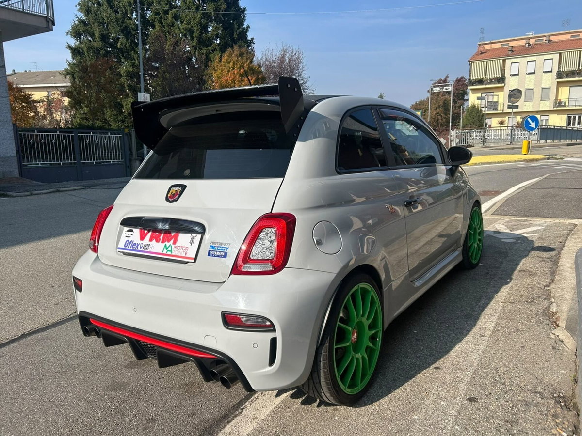 Abarth 500 1.4 Turbo T-Jet (4)