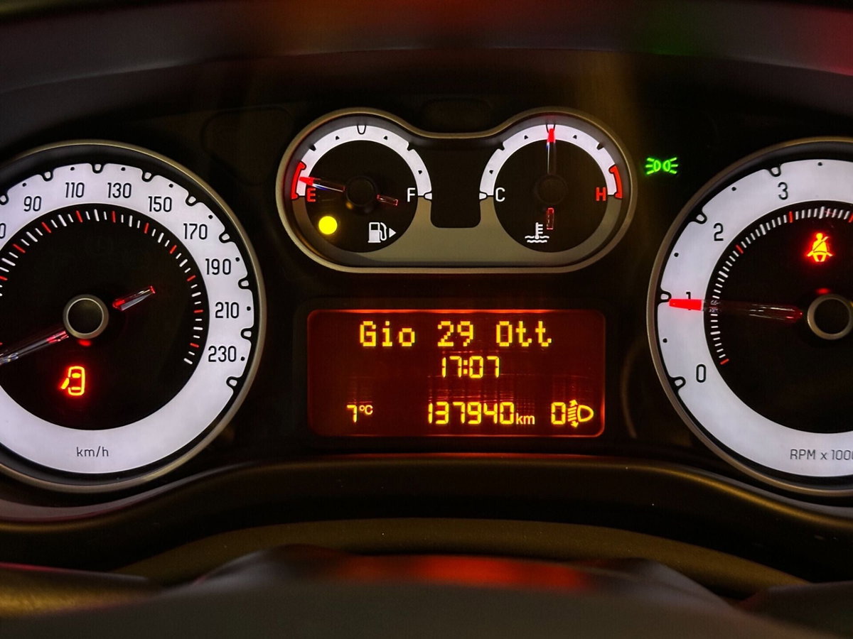 Fiat 500L 1.6 Multijet 120 CV Pop Star (18)