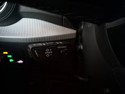 Audi Q2 Q2 35 TFSI S tronic Business (18)