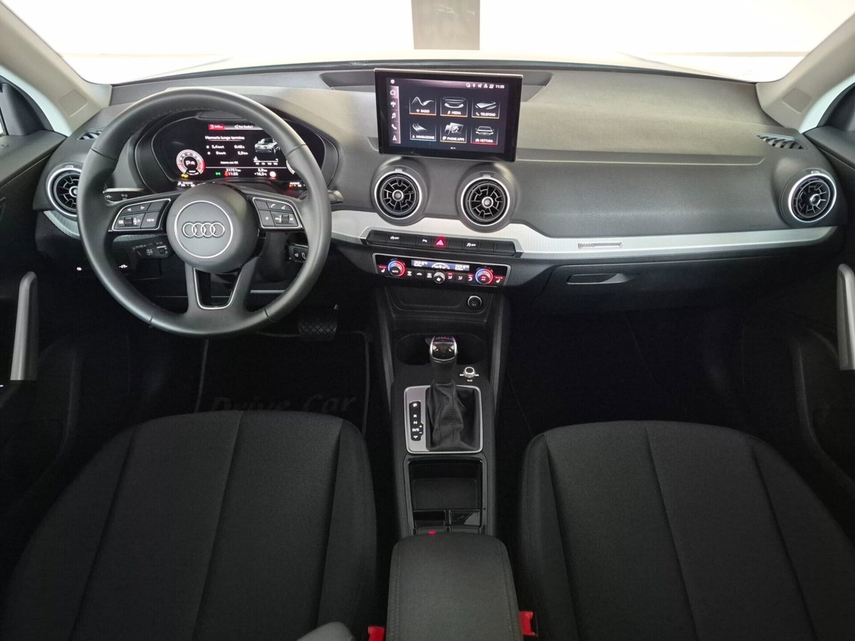 Audi Q2 Q2 35 TFSI S tronic Business (2)