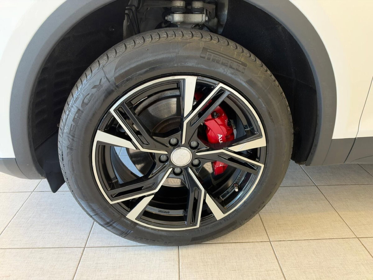 Audi Q5 35 TDI quattro S tronic S line plus (13)