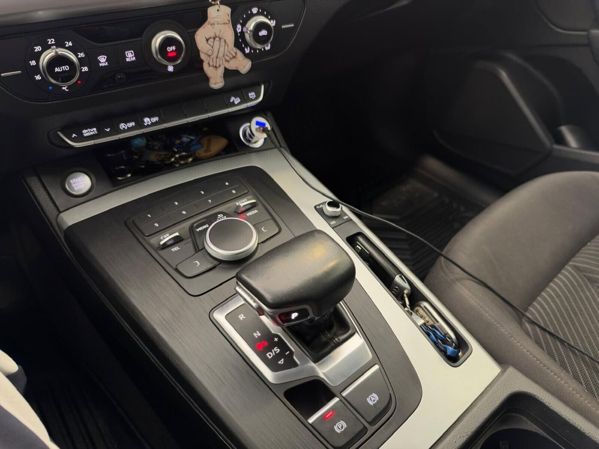 Audi Q5 35 TDI quattro S tronic S line plus (9)
