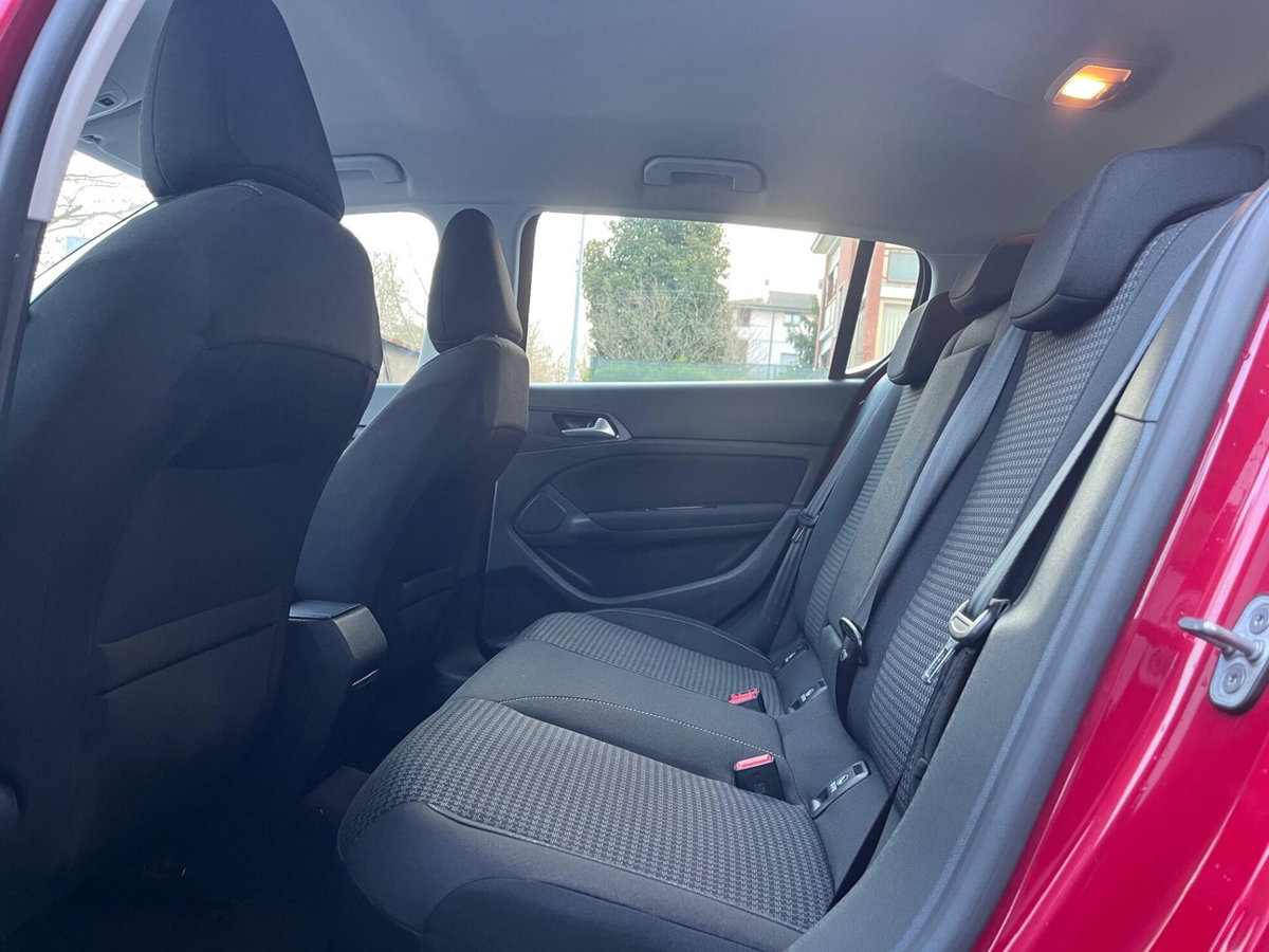 Peugeot 308 BlueHDi 130 S&S Active (14)