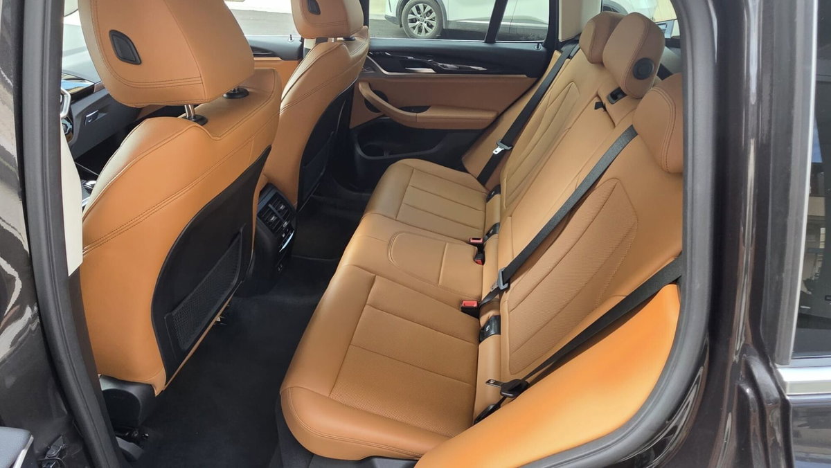 BMW X3 xDrive20d 48V (12)