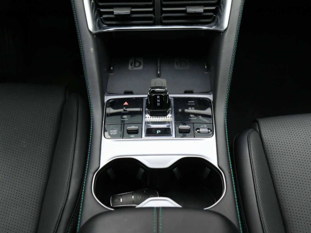 Byd Seal U DM-i 1.5 phev Boost 2wd (19)