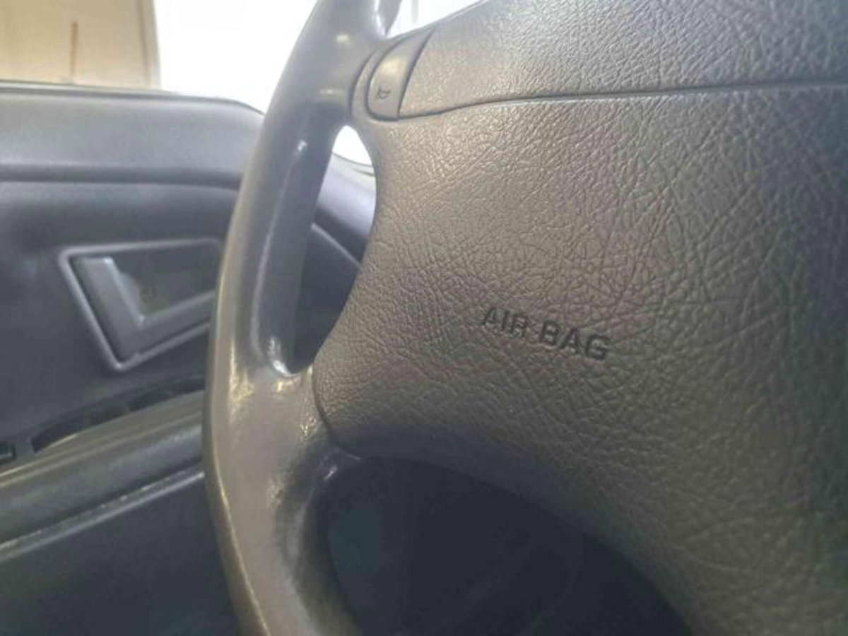 Suzuki Vitara 1.6i 16V cat JLX (12)