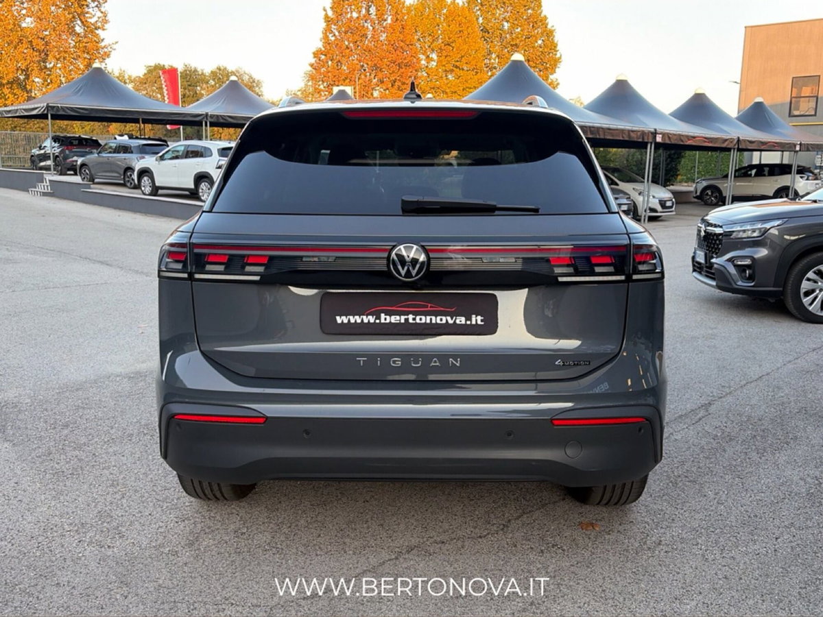 Volkswagen Tiguan 2.0 tdi Edition 4motion 193cv dsg (7)