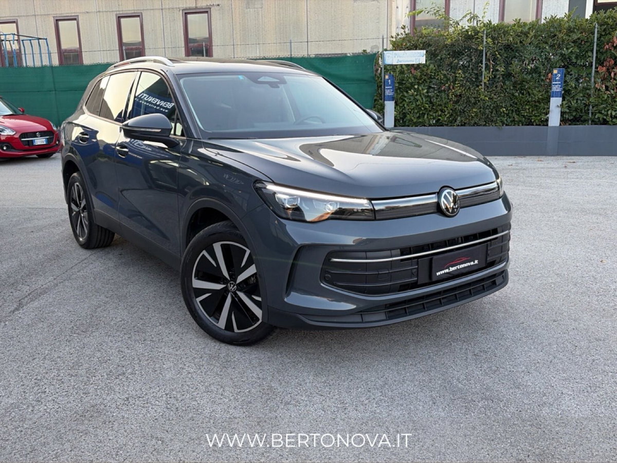 Volkswagen Tiguan 2.0 tdi Edition 4motion 193cv dsg (9)