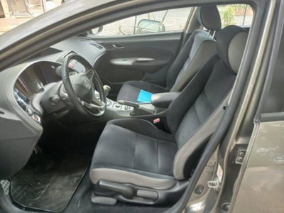 Honda Civic 1.8 i-VTEC 5p. Sport (6)