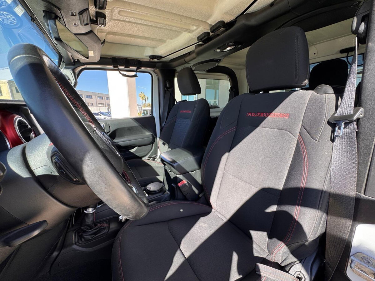Jeep Wrangler Unlimited 2.0 Turbo Rubicon (13)