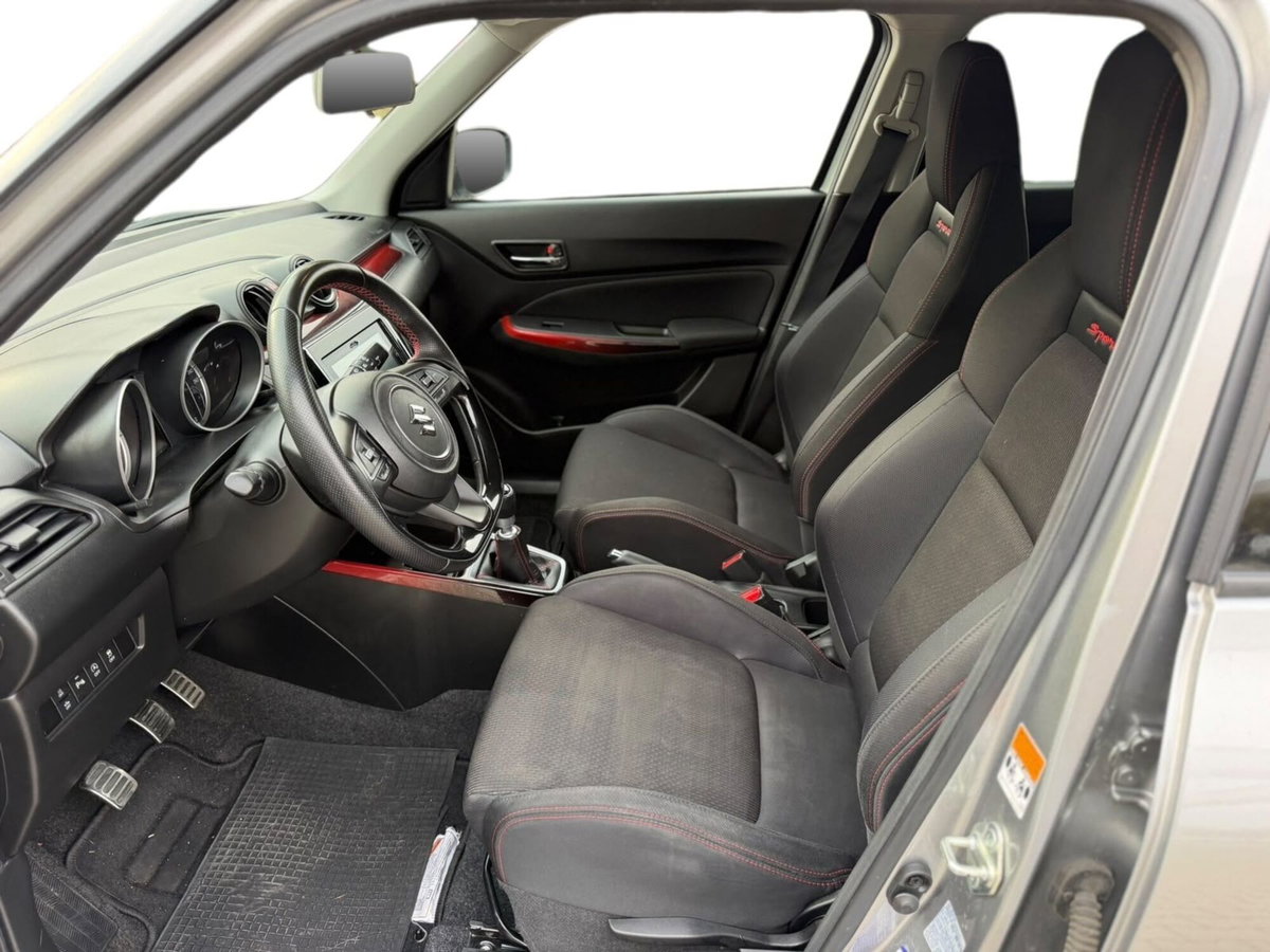 Suzuki Swift 1.4h Sport 2wd (12)
