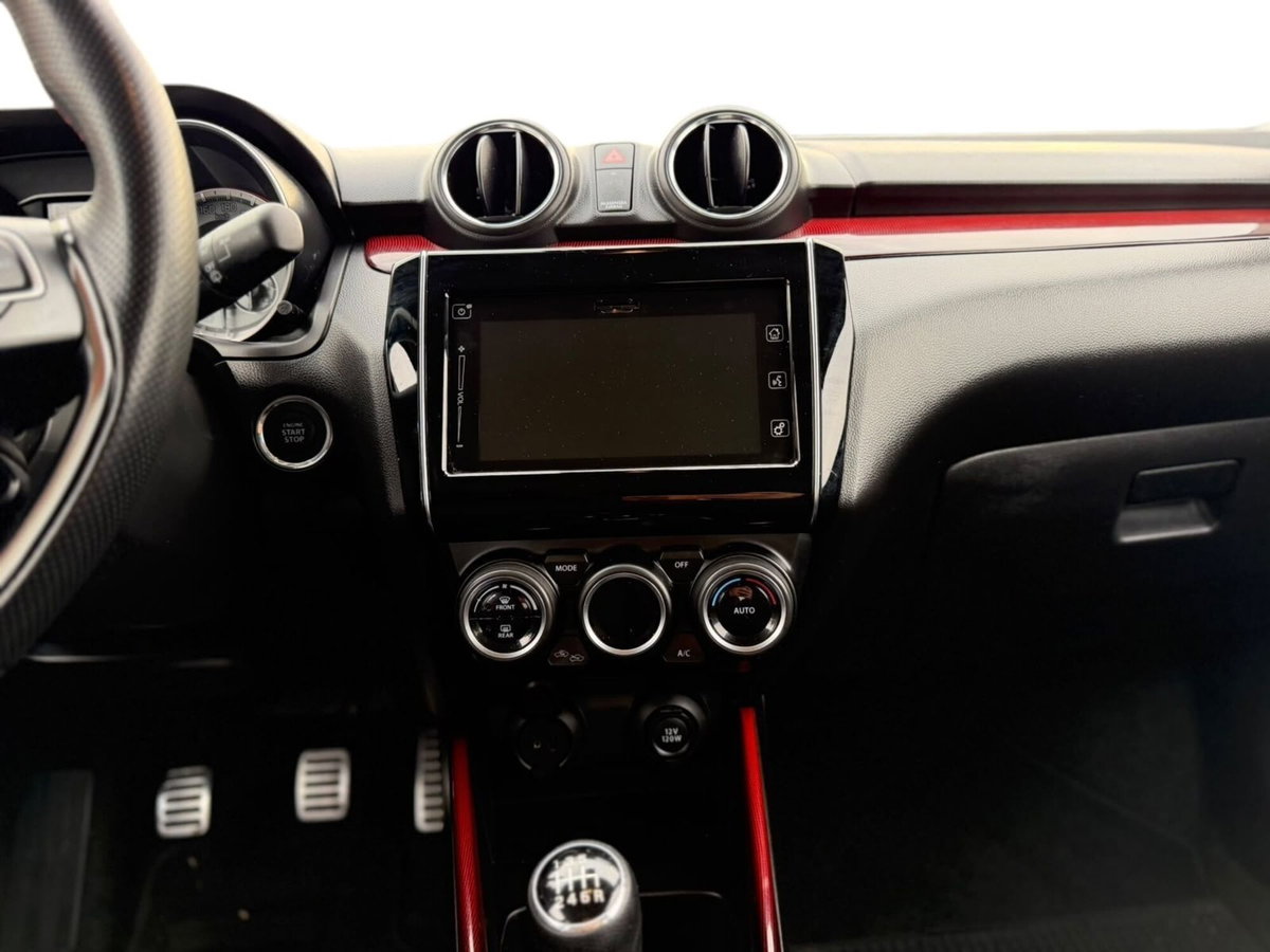 Suzuki Swift 1.4h Sport 2wd (15)