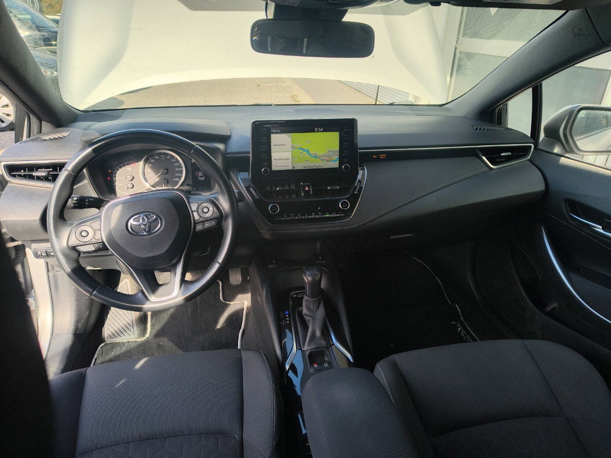 Toyota Corolla Touring Sports 2.0h Active auto (10)