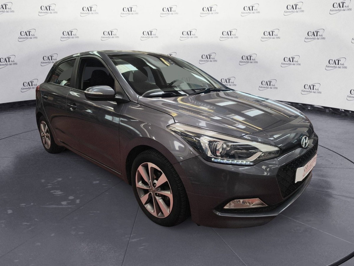 Hyundai i20 1.2 84 CV 5 porte Comfort (3)