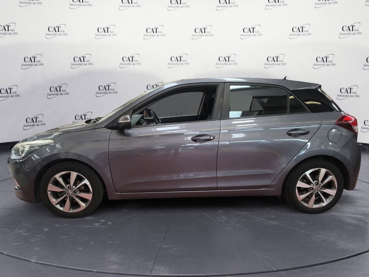 Hyundai i20 1.2 84 CV 5 porte Comfort (5)