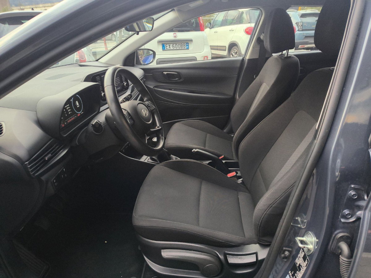 Hyundai i20 1.2 MPI MT ConnectLine (9)