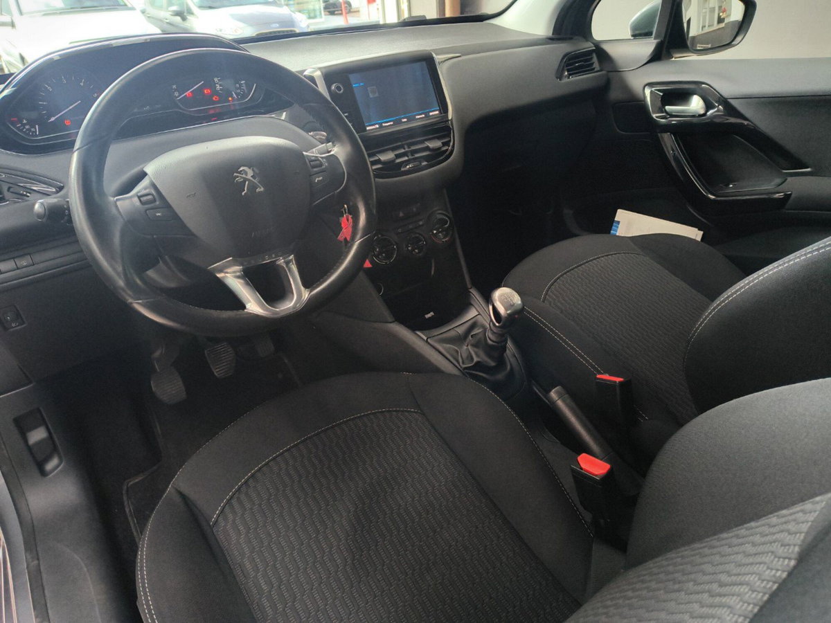 Peugeot 208 BlueHDi 100 Stop&Start 5 porte Active (11)