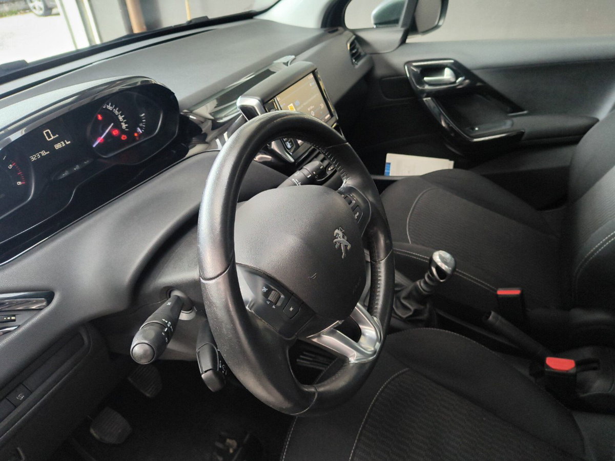 Peugeot 208 BlueHDi 100 Stop&Start 5 porte Active (12)
