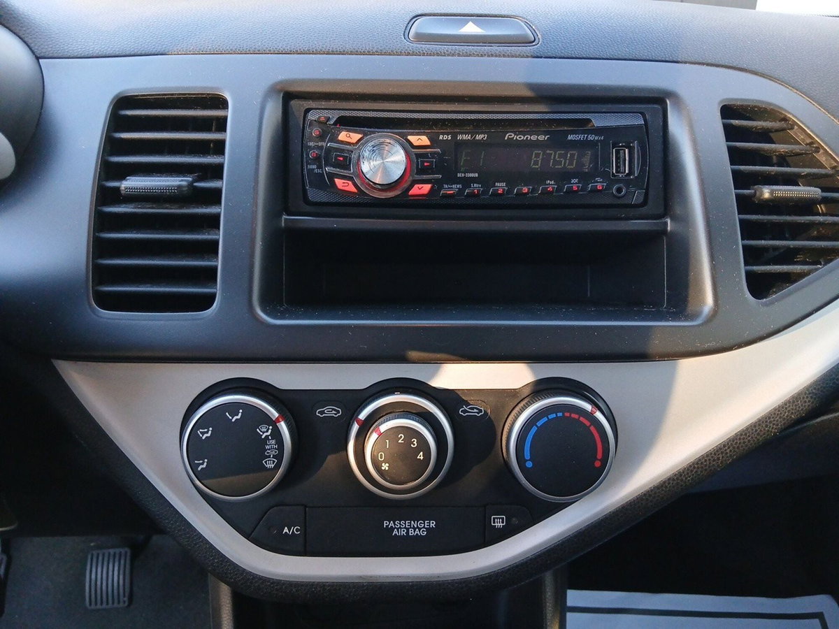 Kia Picanto 1.0 12V 5 porte Easy (16)