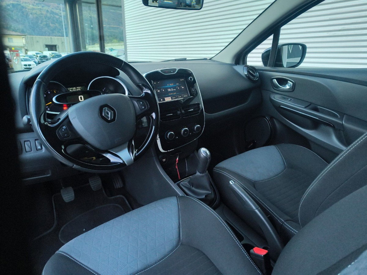 Renault Clio 1.5 dCi 90CV 5 porte Luxe (11)