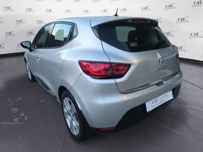 Renault Clio 1.5 dCi 90CV 5 porte Luxe (8)