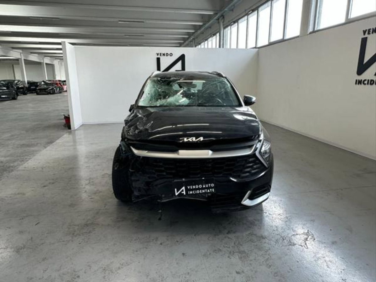 Kia Sportage 1.6 crdi mhev Business dct (2)