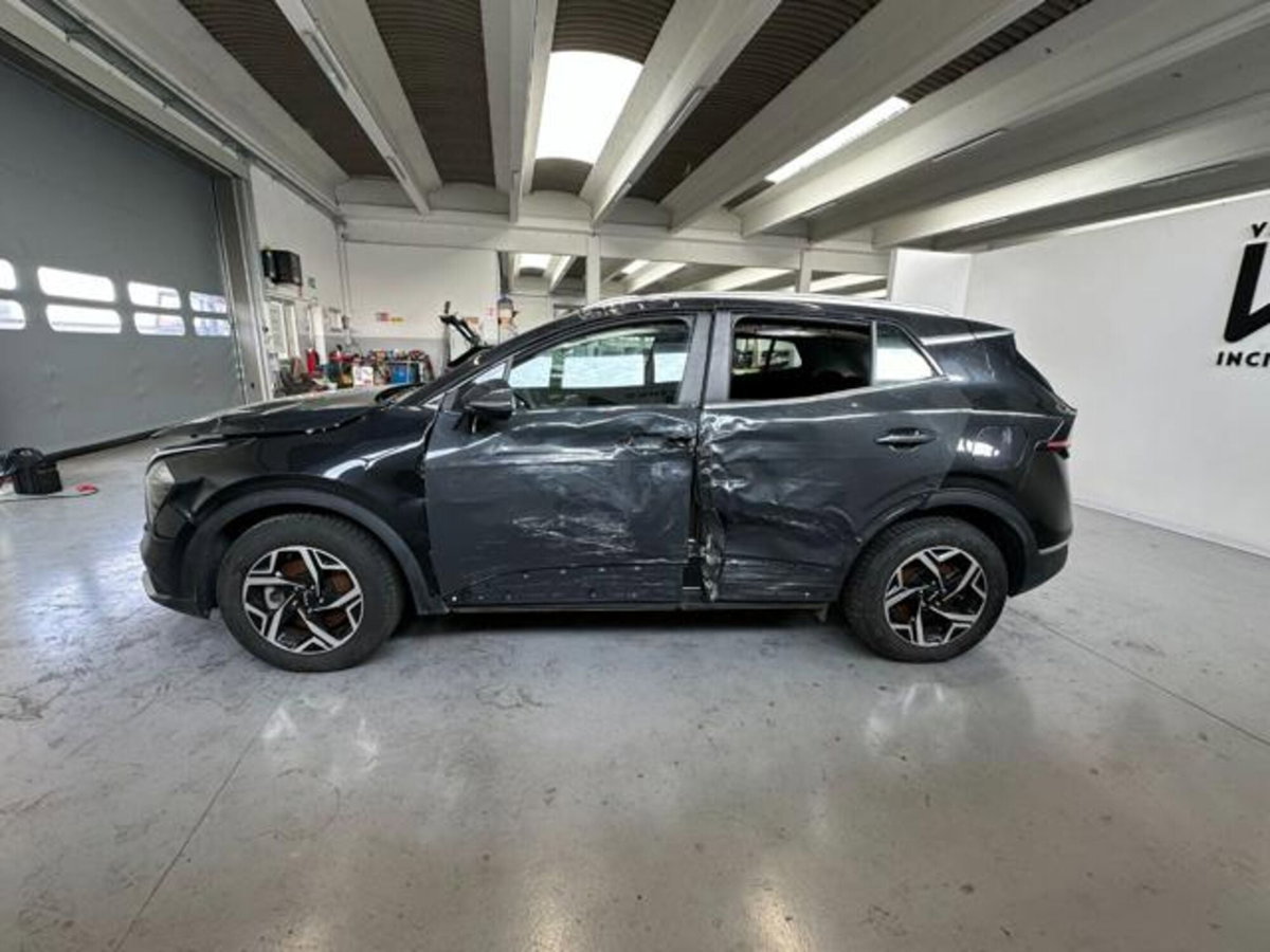 Kia Sportage 1.6 crdi mhev Business dct (4)