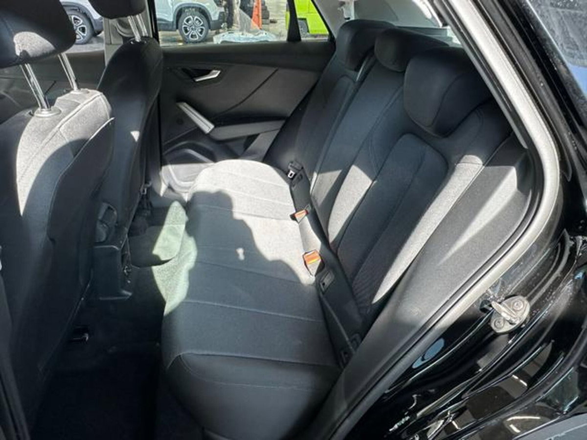 Audi Q2 Q2 30 TDI (13)