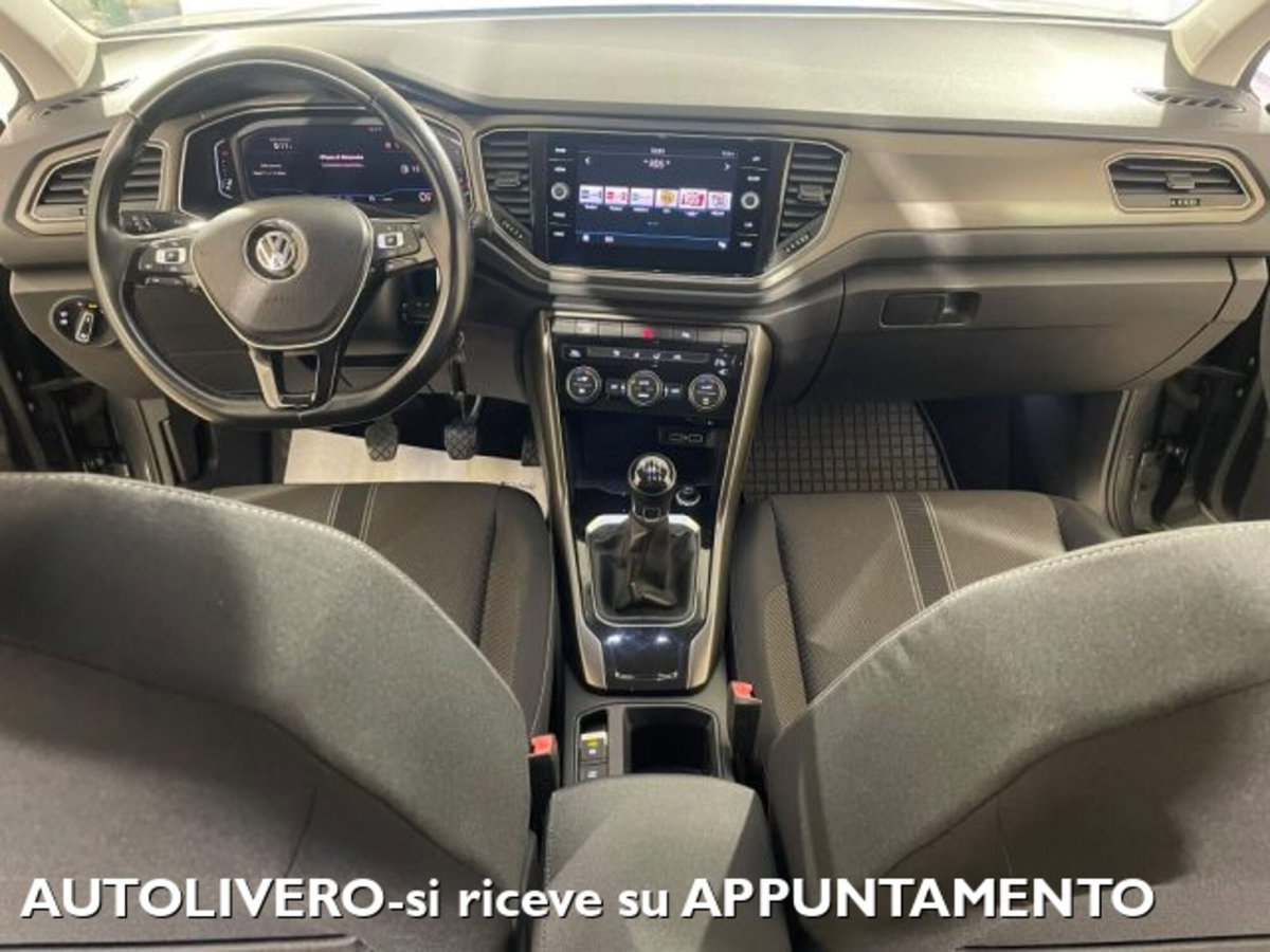 Volkswagen T-Roc 1.0 tsi Style 115cv (7)