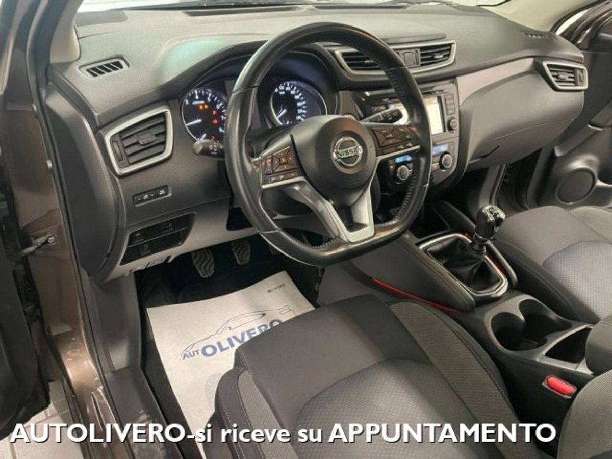 Nissan Qashqai 1.2 DIG-T N-Connecta (6)