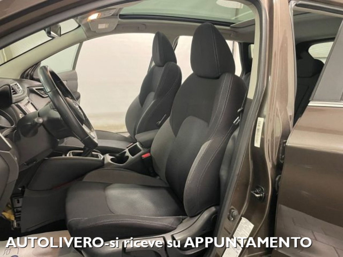 Nissan Qashqai 1.2 DIG-T N-Connecta (8)