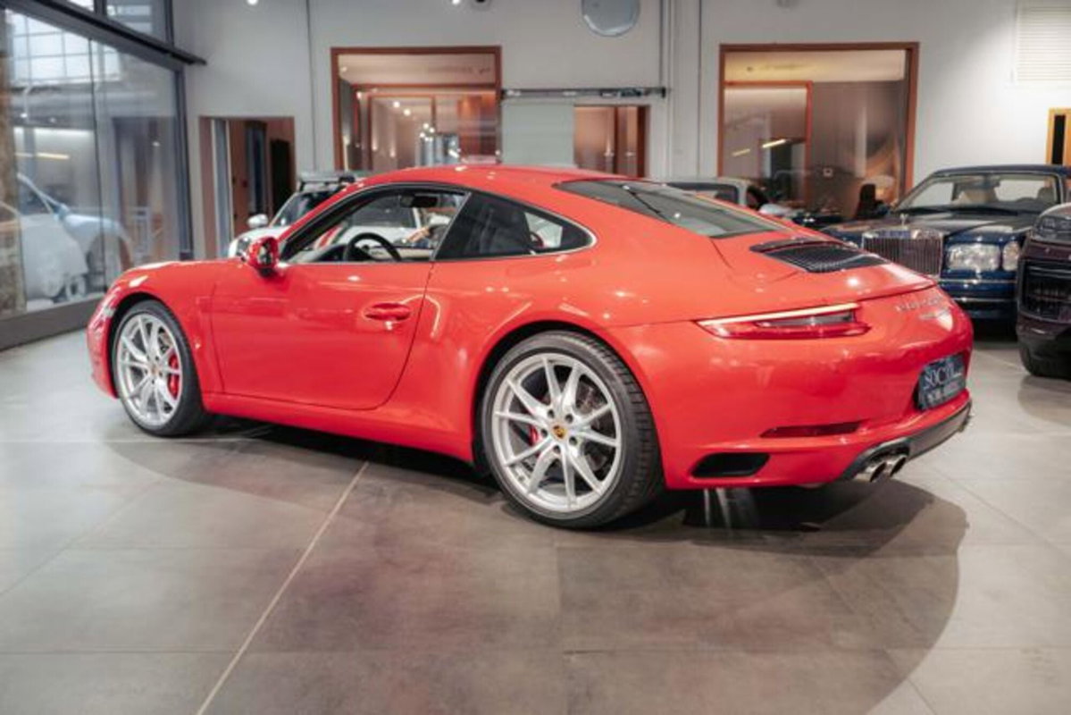 Porsche 911 Coupé 3.0 Carrera S (5)
