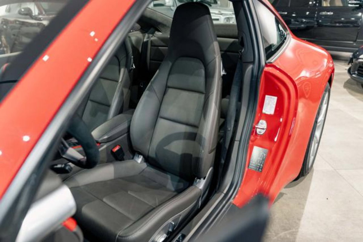 Porsche 911 Coupé 3.0 Carrera S (8)