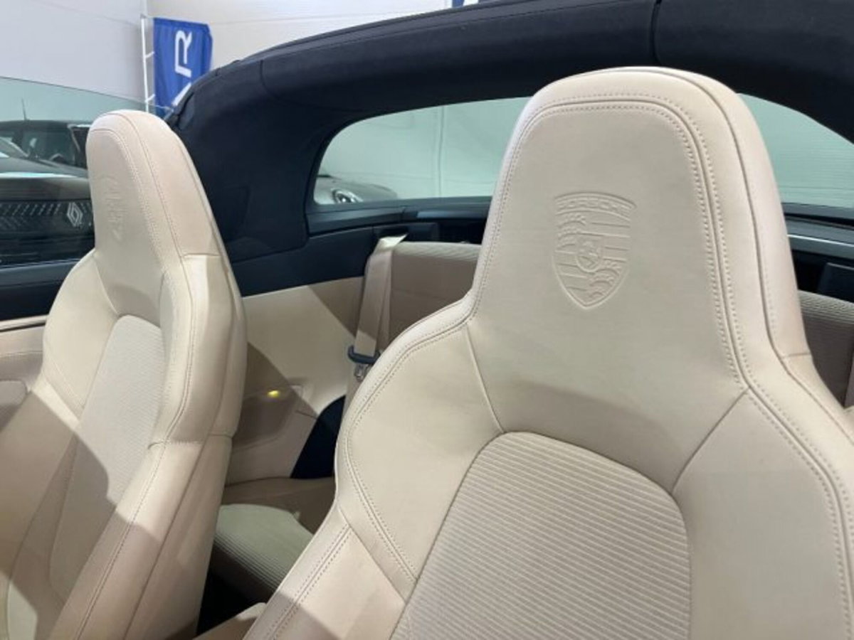 Porsche 911 Cabrio Targa 3.0 4 auto (12)