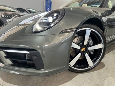 Porsche 911 Cabrio Targa 3.0 4 auto (4)