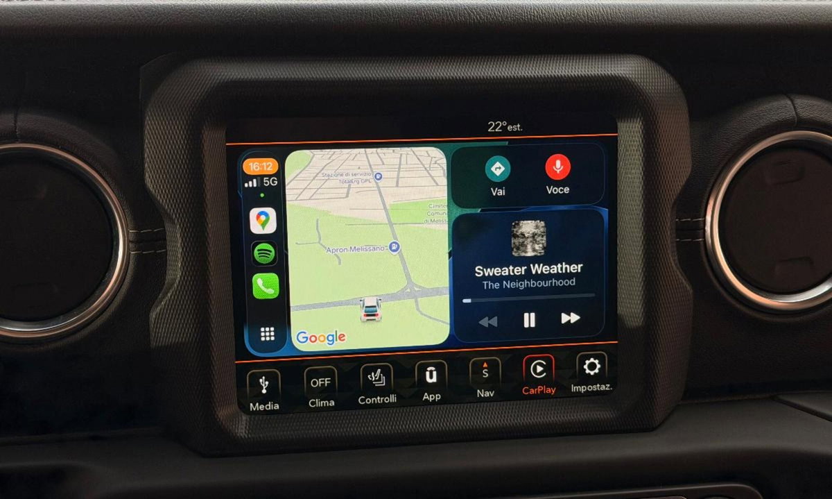 Jeep Wrangler Unlimited 2.2 Mjt II Sahara (10)