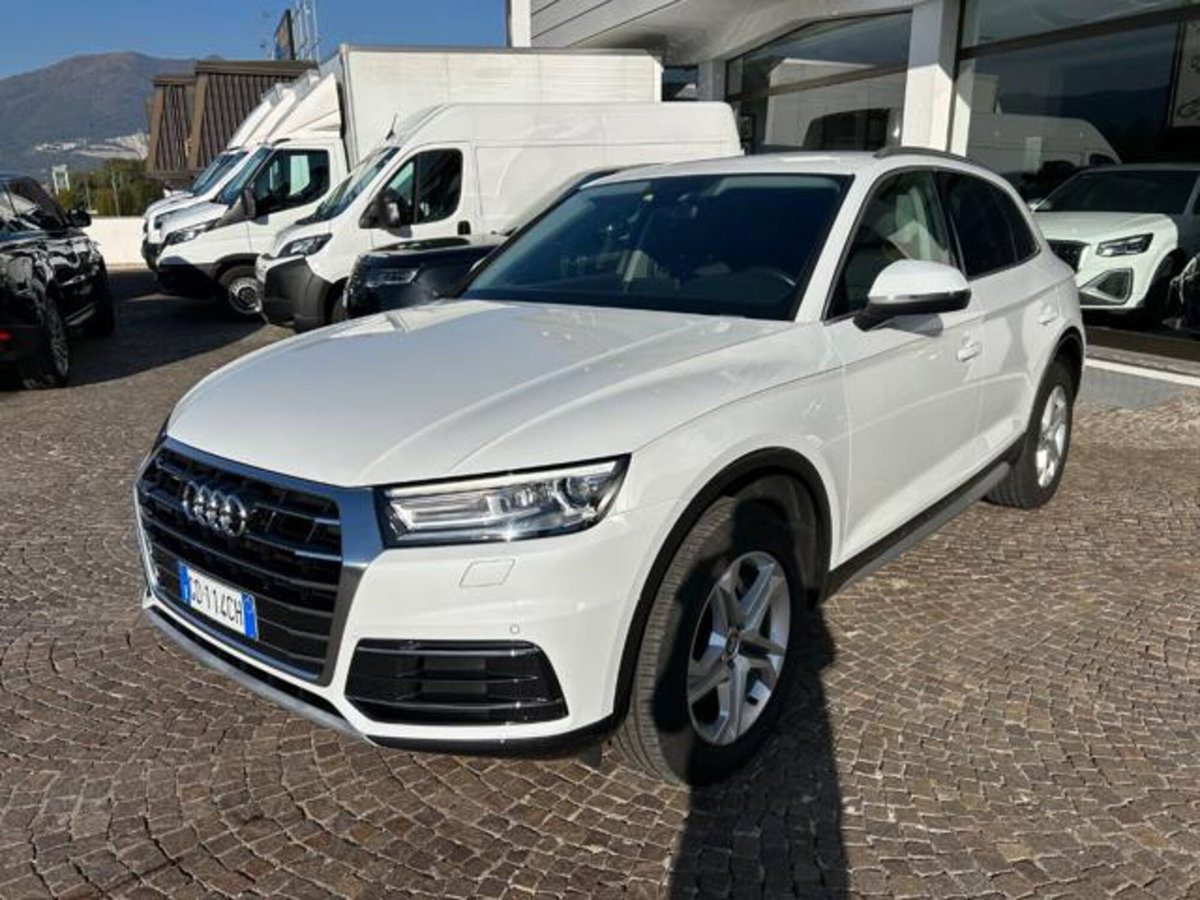 Audi Q5 2.0 TDI 190 CV quattro S tronic Business Sport (2)
