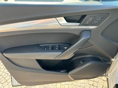 Audi Q5 2.0 TDI 190 CV quattro S tronic Business Sport (9)