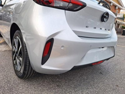 Opel Corsa 1.2 hybrid GS 100cv dct6 (12)