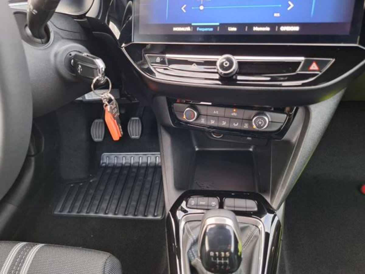 Opel Corsa 1.2 hybrid GS 100cv dct6 (16)